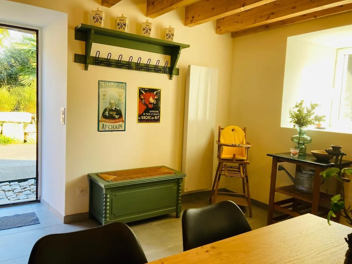 Holiday home Magnifique Maison Familiale Quistinic