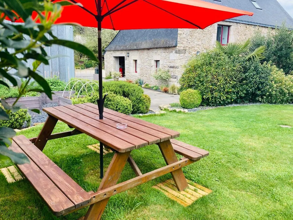 Holiday home Magnifique Maison Familiale Quistinic France